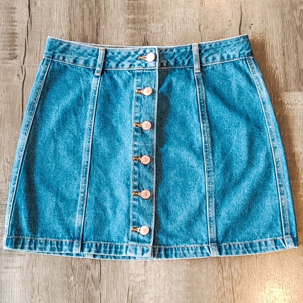 Forever 21 Denim Button Up Mini Skirt 100% Cottom